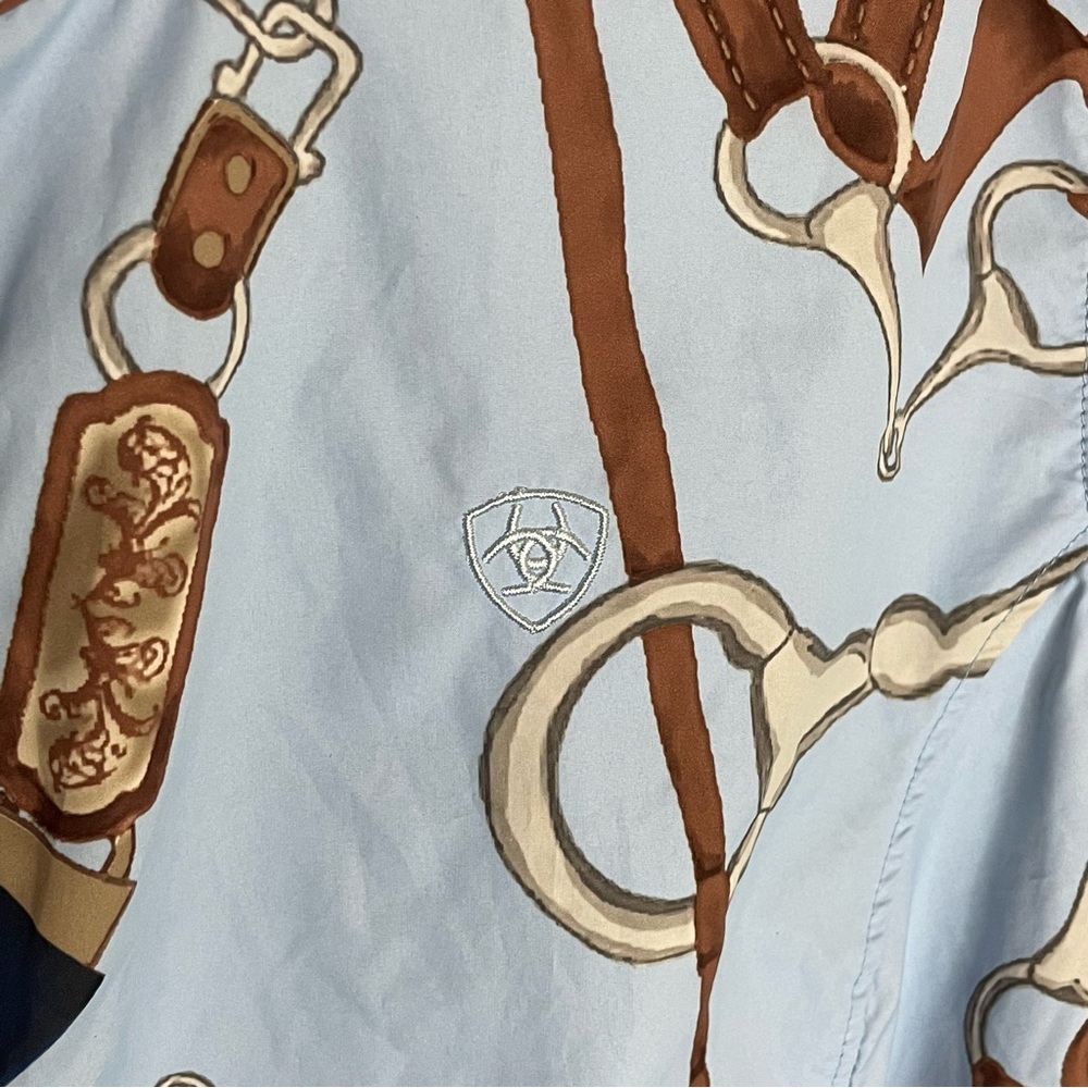 Ariat Quarter Zip Rain Jacket. Small - image 2